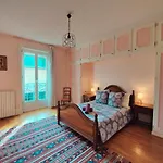 Les Capucins - Elegance Au Coeur De 勒米尔蒙