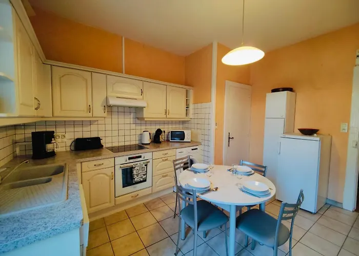 Les Capucins - Elegance Au Coeur De